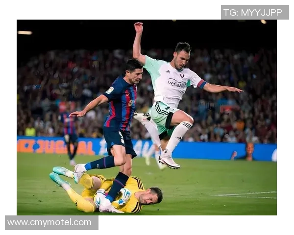 AC米兰友谊赛大胜皇马四球狂潮绝杀瞬间引发全场热烈反响 AC米兰友谊赛大胜皇马四球狂潮绝杀瞬间引发全场热烈反响