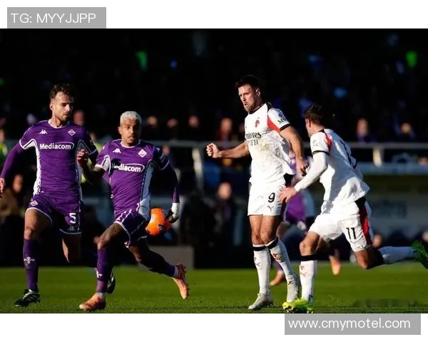 德甲精彩对决国米与那不勒斯战成平局神扑瞬间引发全场热议 德甲精彩对决国米与那不勒斯战成平局神扑瞬间引发全场热议