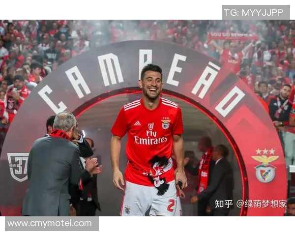 欧联杯精彩对决拜仁3-0本菲卡补时进球引爆全场战术解析